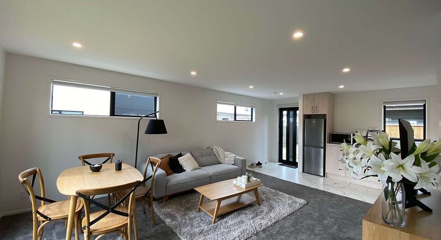  at 4/27 Waiwhetu Road, Waiwhetu, Lower Hutt