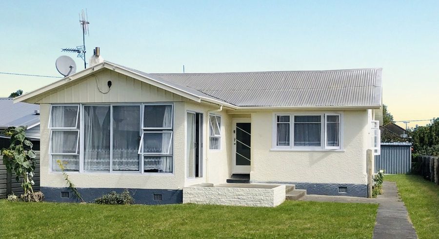  at 38 Hakeke Street, Whanganui East, Whanganui, Manawatu / Whanganui
