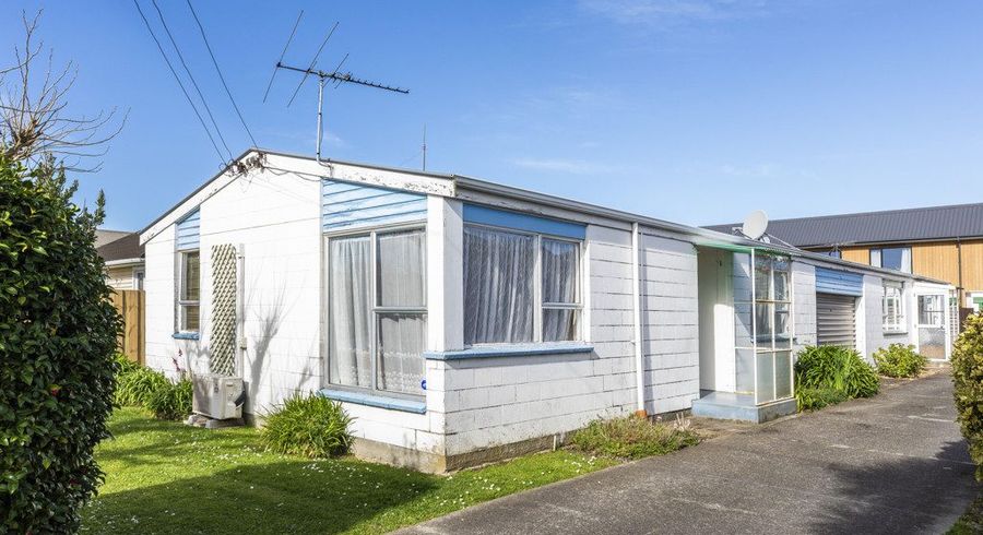  at 1/24 Dunn Street, Somerfield, Christchurch