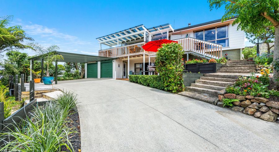  at 32 Bays Road, Orere Point, Manukau City, Auckland