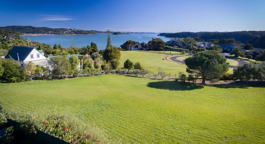  at 3 James Clendon Place, Okiato, Russell