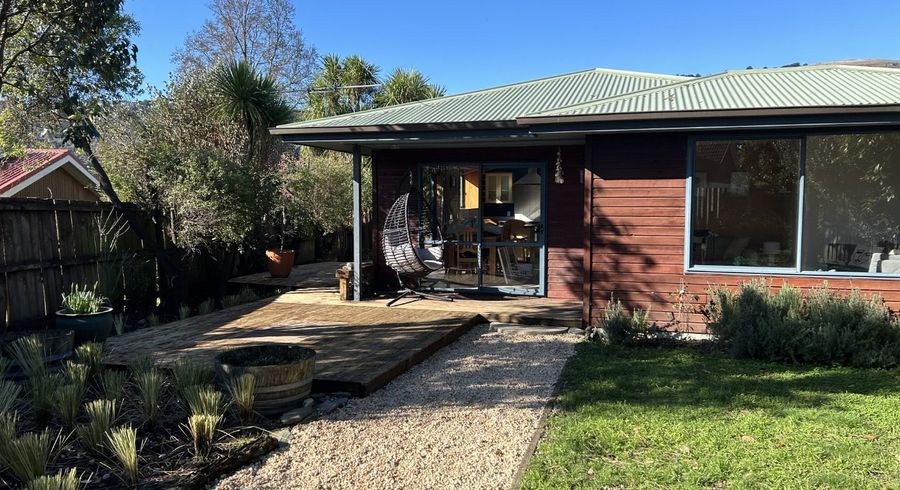  at 8 Mauger Drive, Heathcote Valley, Christchurch
