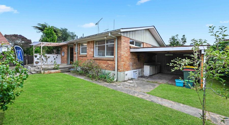  at 56 Pulham Crescent, Queenwood, Hamilton