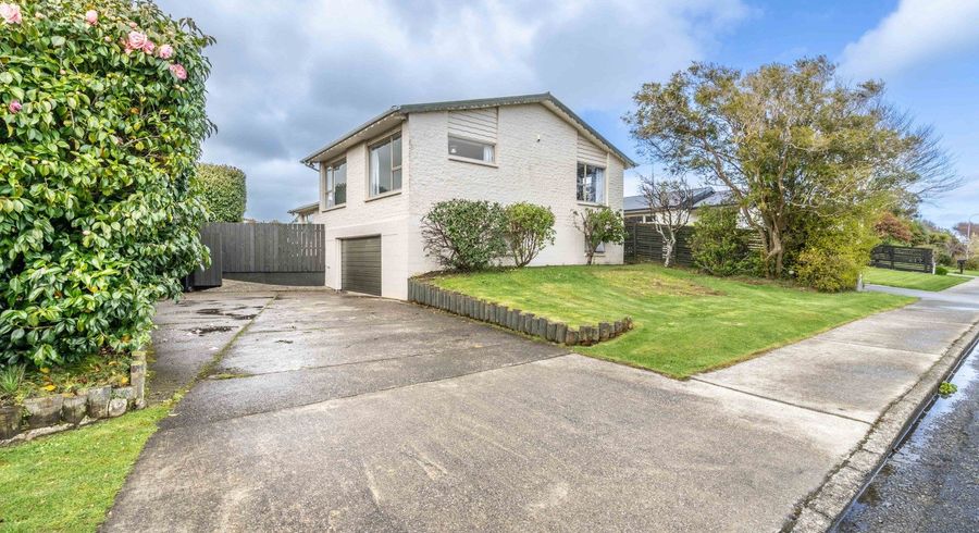  at 37 Montrose Street, Gladstone, Invercargill