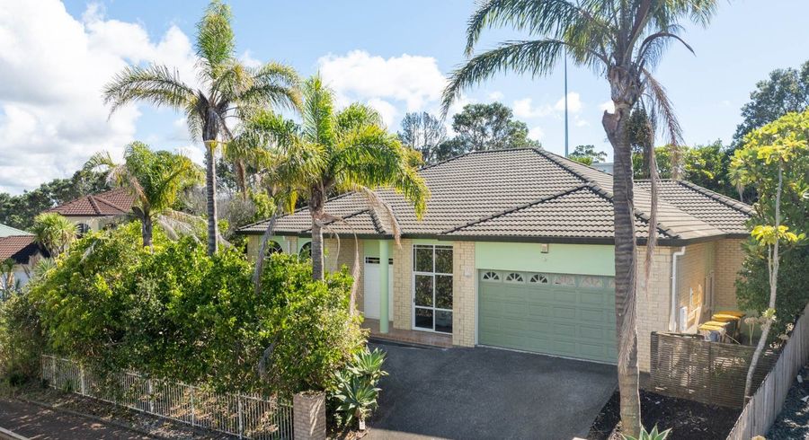  at 31 Cricklade Terrace, Windsor Park, Auckland