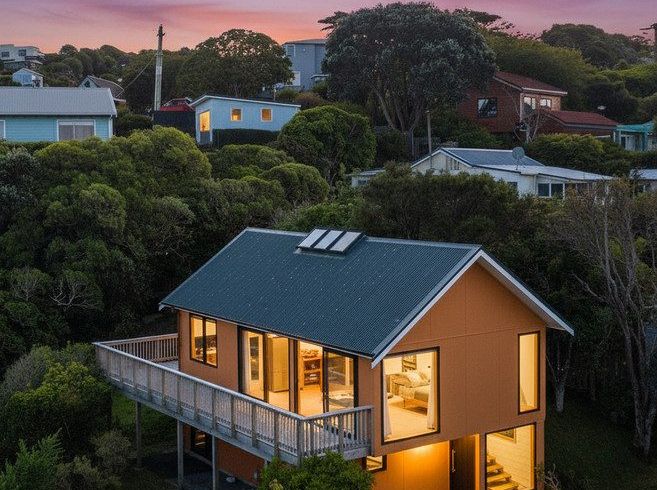  at 13 Airlie Road, Plimmerton, Porirua, Wellington