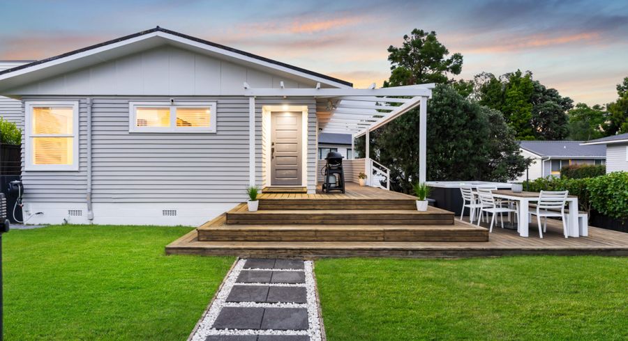  at 64 Blakeborough Drive, Forrest Hill, North Shore City, Auckland
