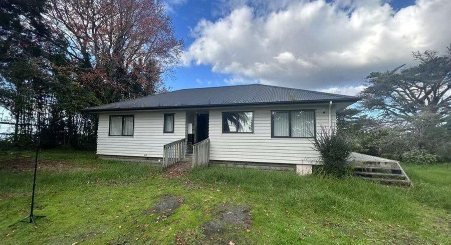  at 116 Simpson Road, Henderson Valley, Waitakere City, Auckland