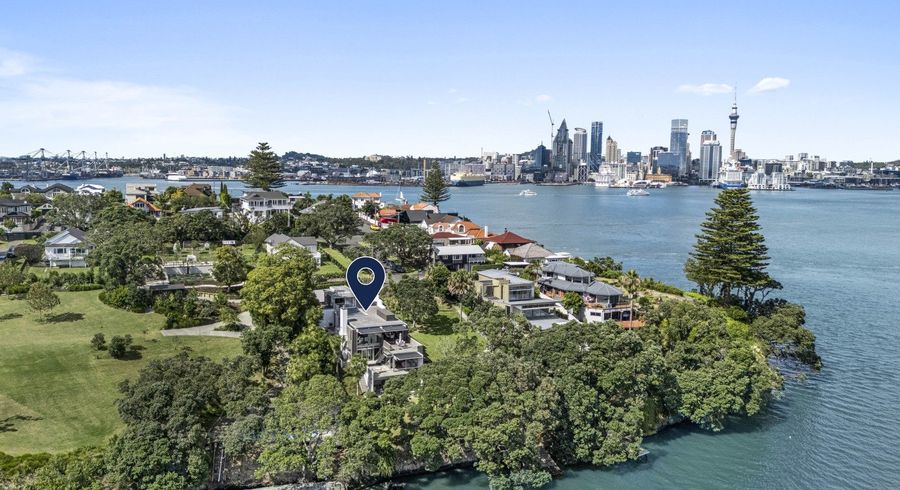  at 94 Stanley Point Road, Devonport, North Shore City, Auckland