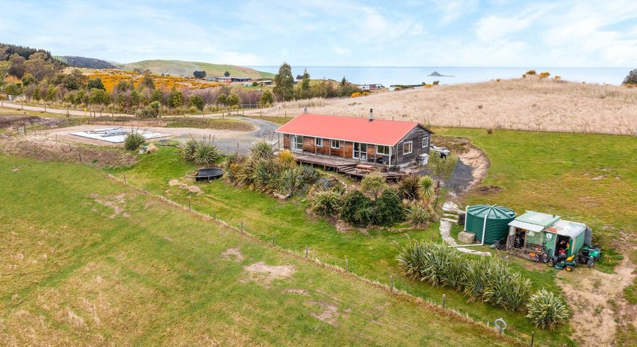  at 33 Kayforce Road, Ocean View, Dunedin