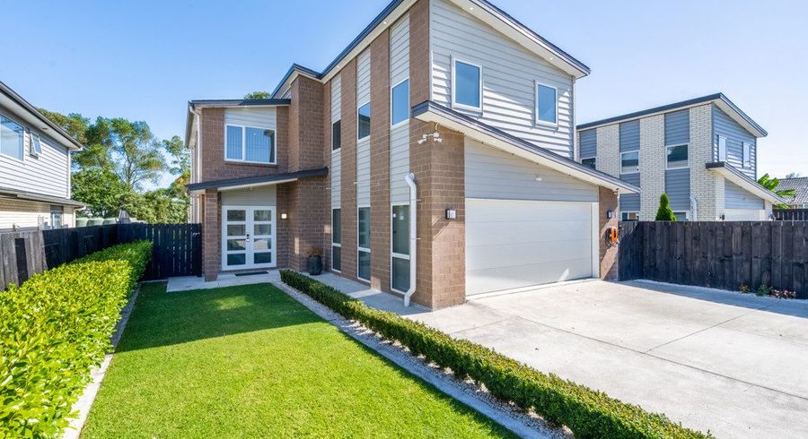  at 2 Aurea Avenue, Pakuranga, Manukau City, Auckland