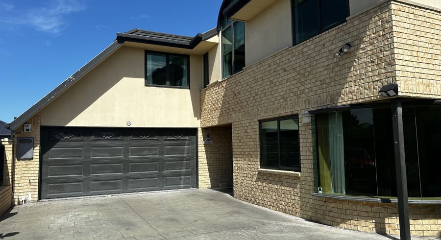  at 97b Rattray, Riccarton, Christchurch City, Canterbury