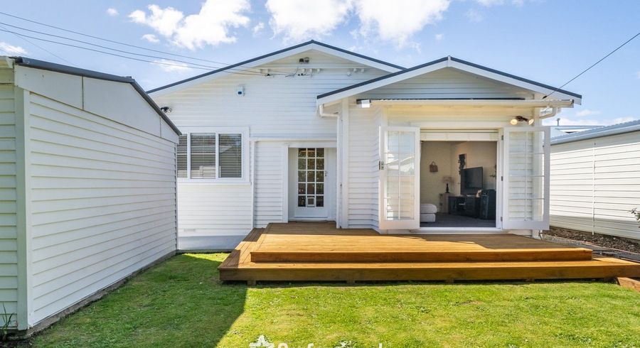  at 17 Beaumont Avenue, Alicetown, Lower Hutt, Wellington