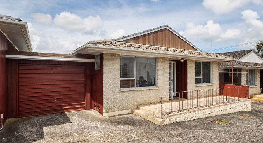  at 2/110 Richardson Road, Mount Albert, Auckland City, Auckland