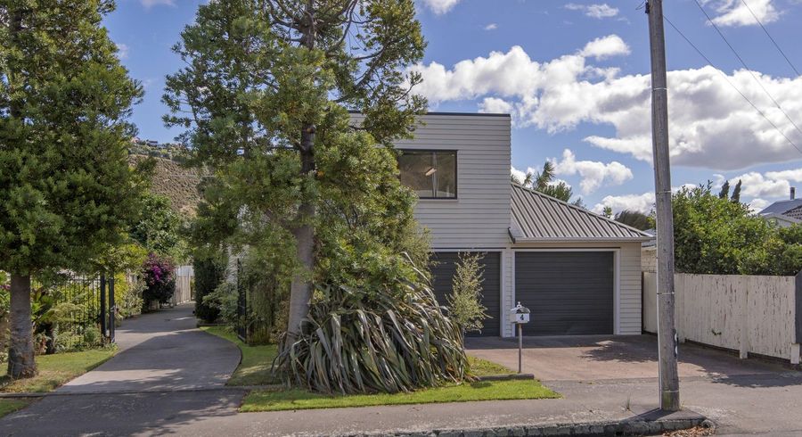  at 4 Clark Street, Sumner, Christchurch