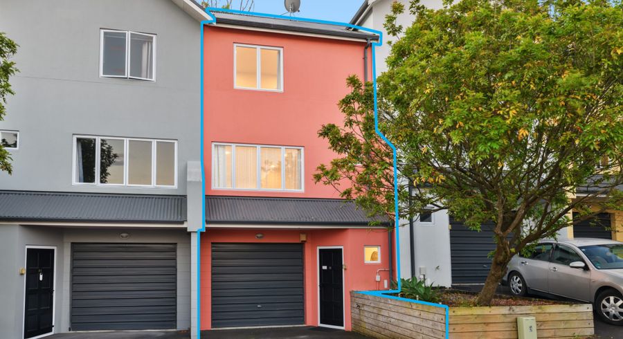  at 23 Winery Way, Henderson, Auckland