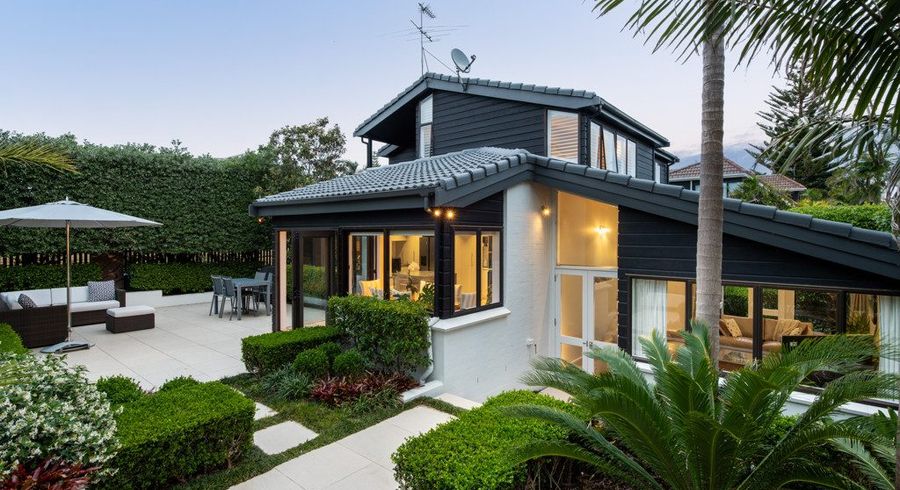  at 33A Craig Road, Milford, Auckland