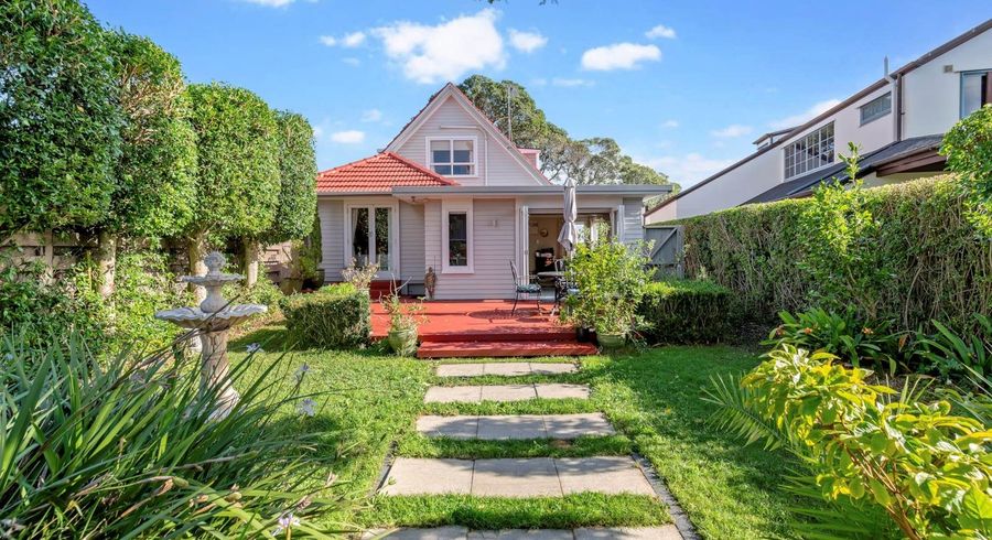  at 2/58 Takutai Avenue, Half Moon Bay, Manukau City, Auckland
