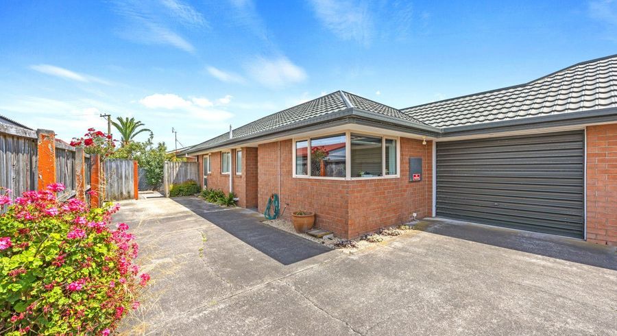  at 2/29 Loughton Street, Burwood, Christchurch City, Canterbury