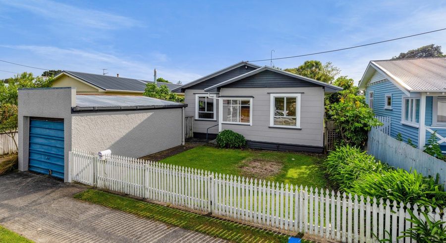  at 41 Lyn Street, Lynmouth, New Plymouth, Taranaki