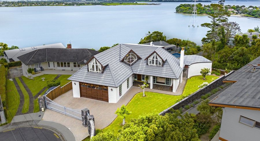  at 8 Lilac Grove, Hillsborough, Auckland