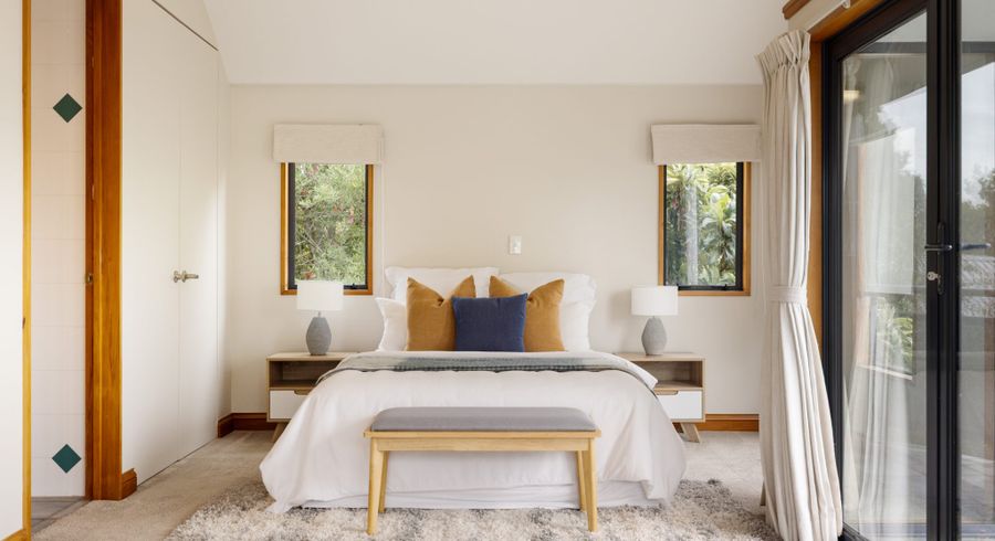  at 2/155 Yaldhurst Road, Upper Riccarton, Christchurch City, Canterbury