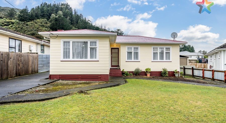  at 8 Thirlmere Street, Wainuiomata, Lower Hutt