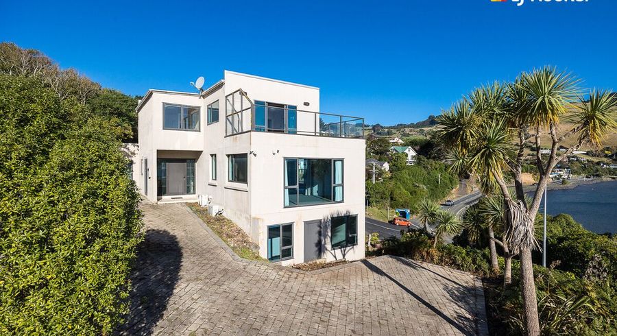  at 4 Bewley Avenue, Macandrew Bay, Dunedin