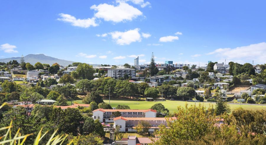  at 5/102 Manuka Road, Bayview, North Shore City, Auckland