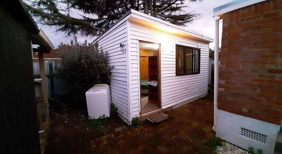  at Papatoetoe, Manukau City, Auckland