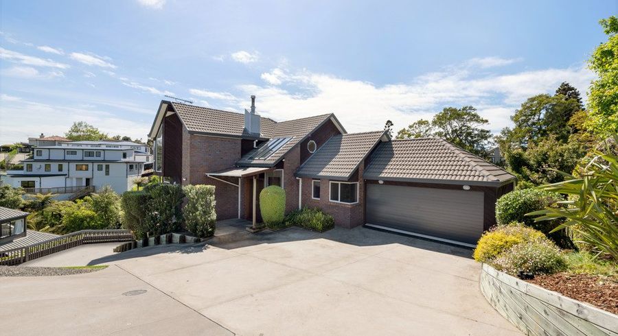  at 47 Charles Dickens Drive, Mellons Bay, Auckland