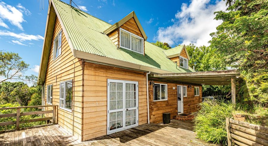  at 10 D'arcy Road, Bastia Hill, Whanganui, Manawatu / Whanganui