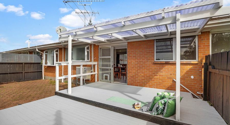  at 8 Rowlands Avenue, Mount Wellington, Auckland City, Auckland