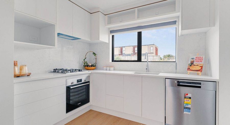  at Lot 10, 32 Tapuwae Way, Mangere Bridge, Manukau City, Auckland