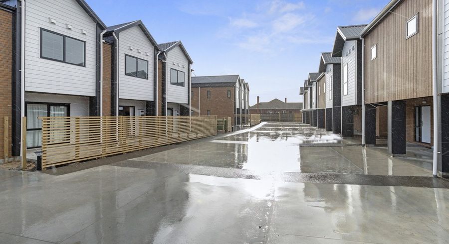  at 4/150 Te Rapa Road, Beerescourt, Hamilton, Waikato