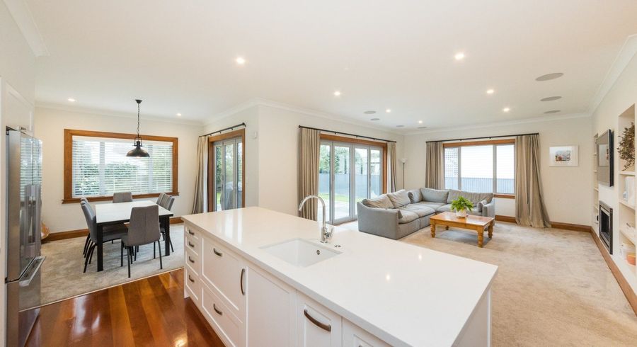  at 31 Manapouri Crescent, Hokowhitu, Palmerston North, Manawatu / Whanganui