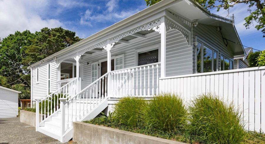  at 37 Northall Road, New Lynn, Waitakere City, Auckland