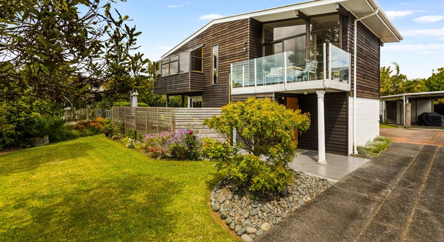  at 31 Rewarewa Road, Te Atatu Peninsula, Auckland