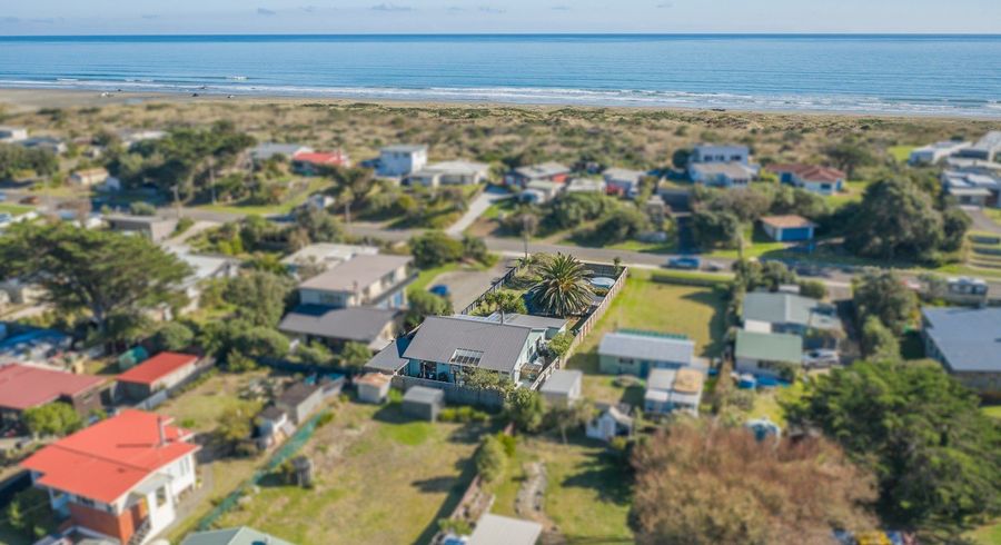  at 22 Kent Avenue, Waitarere Beach, Horowhenua, Manawatu / Whanganui