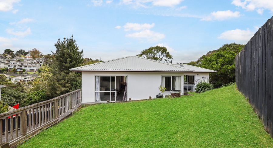 at 2/16 Fernlea Rise, Bayview, Auckland