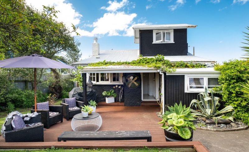  at 102 Beach Road, Haumoana