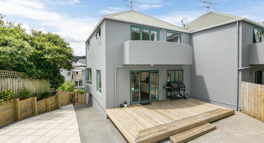  at 1 Oak Grove, Mount Cook, Wellington