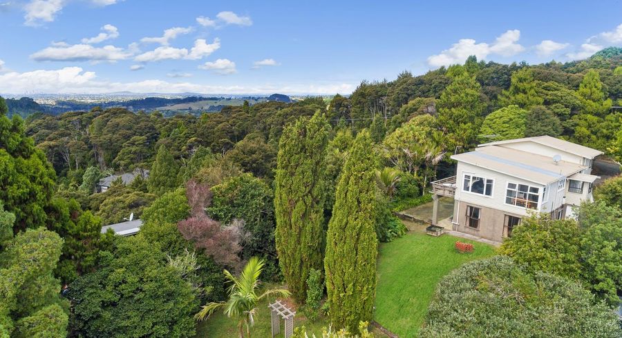  at 8 Walker Road, Henderson Valley, Auckland