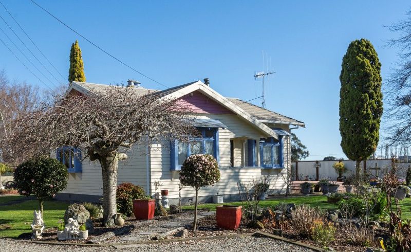  at 10 Riverside Drive, Kelvin Grove, Palmerston North