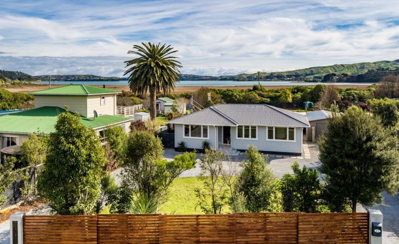 at 27 Paekakariki Hill Road, Pauatahanui