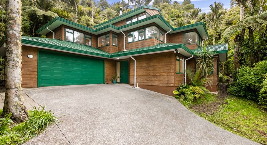  at 207C Woodlands Park Road, Titirangi, Auckland