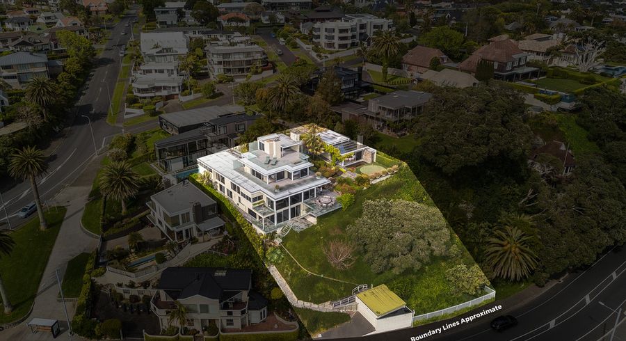  at 2/3 Hanene Street, Saint Heliers, Auckland