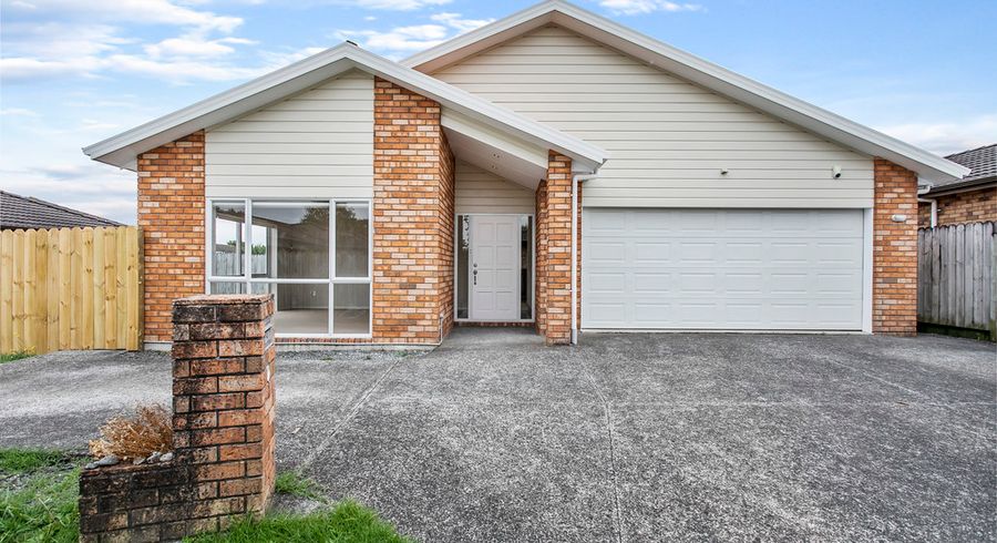  at 15 Maadi Place, Papakura, Papakura