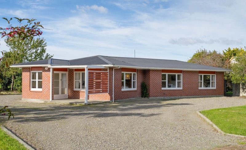  at 3232 State Highway 2, Clareville, Carterton