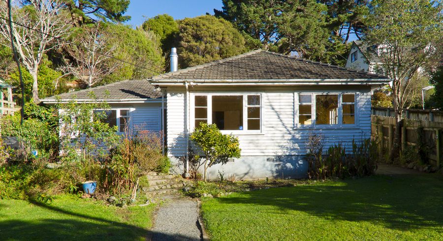  at 39 Rawhiti Street, Stokes Valley, Lower Hutt